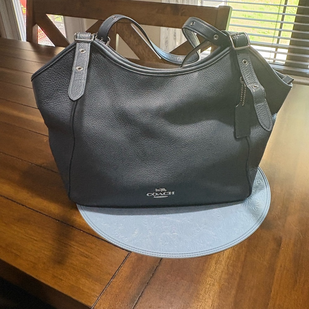 Coach Navy meadow tote